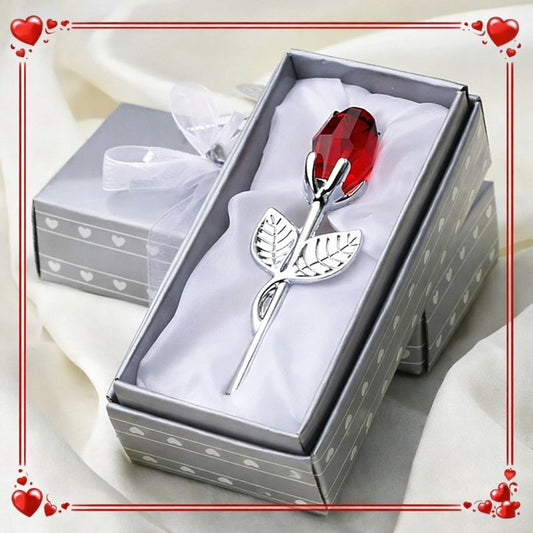 Róża z kryształu w pudełku prezentowym